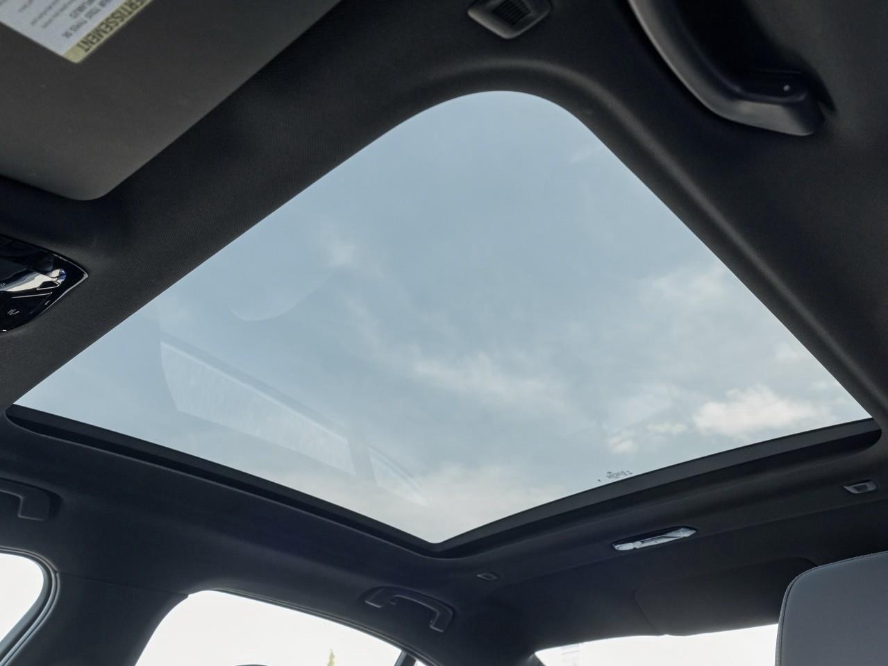 2024 BMW 530 i xDrive 4dr All-Wheel Drive Sedan Photo