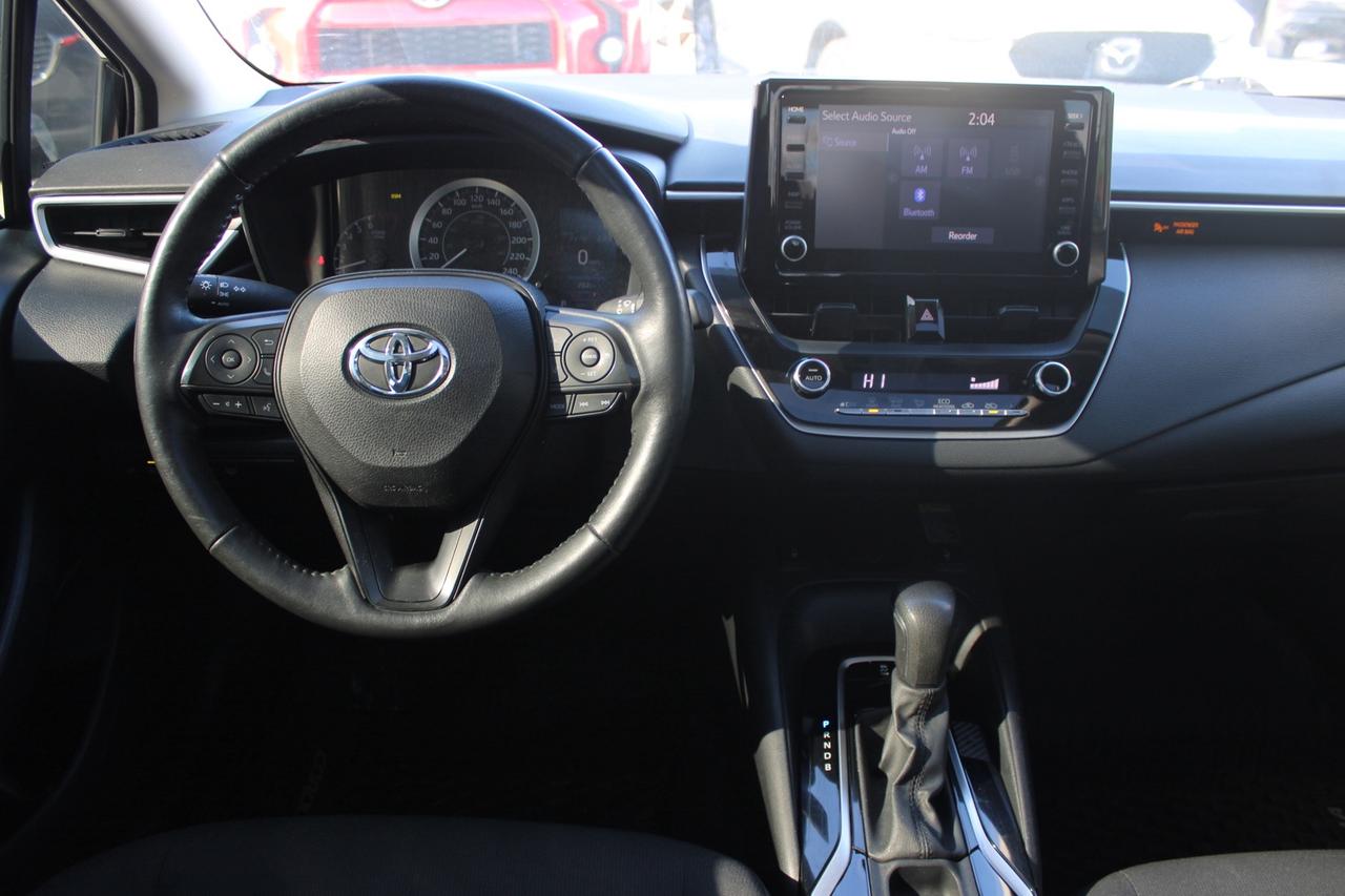 2022 Toyota Corolla LE CVT Photo