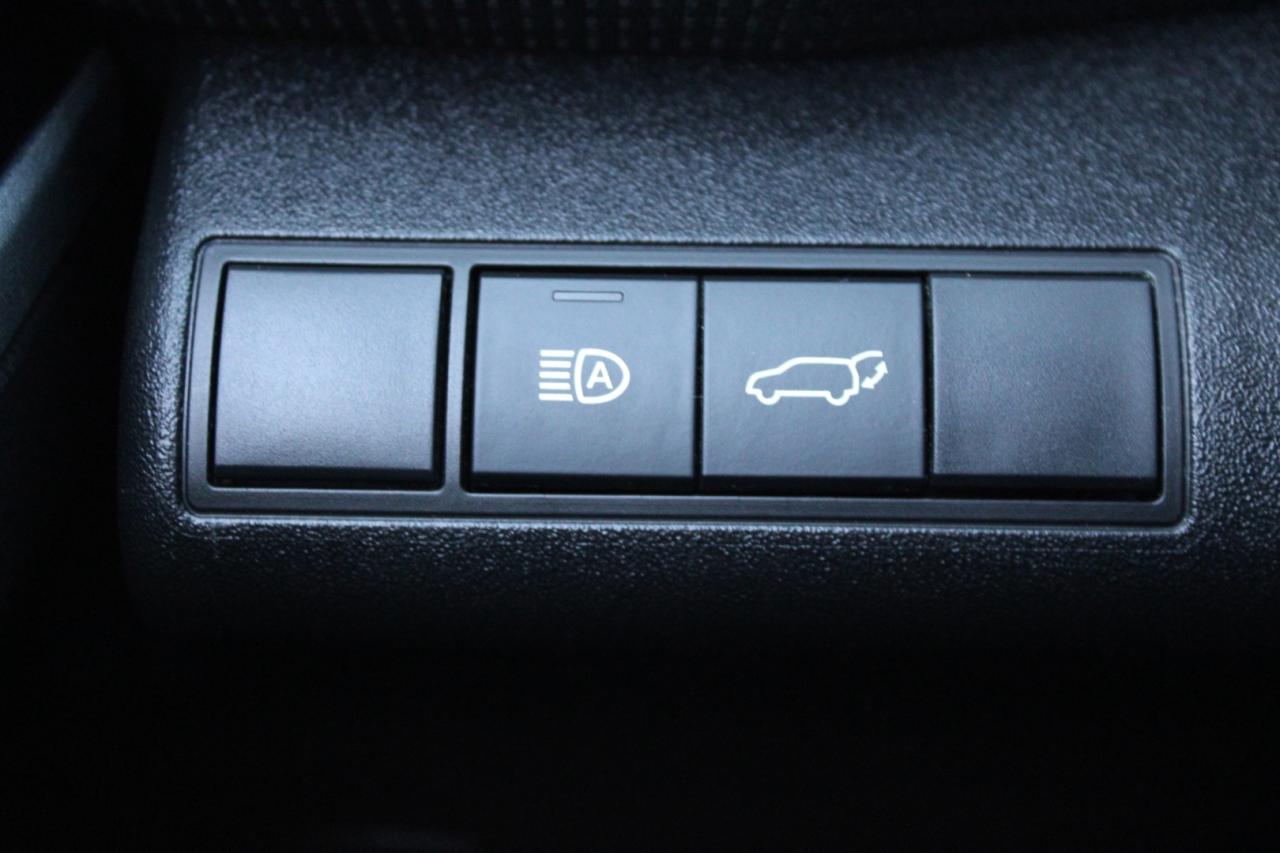 2023 Toyota bZ4X XLE AWD   No Accident   Clean Carfax Photo