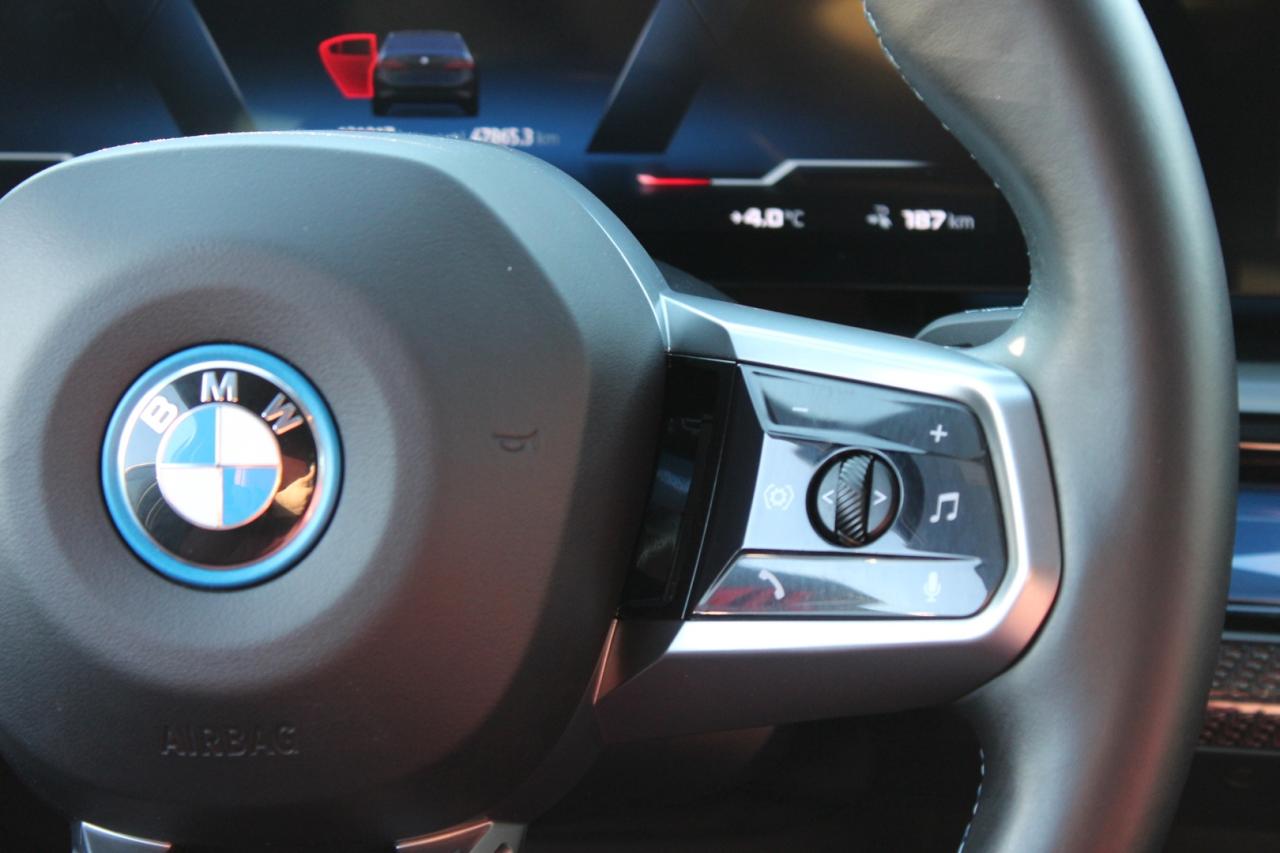 2024 BMW i5 M60   No Accident   Red Interior   Clean Carfax Photo