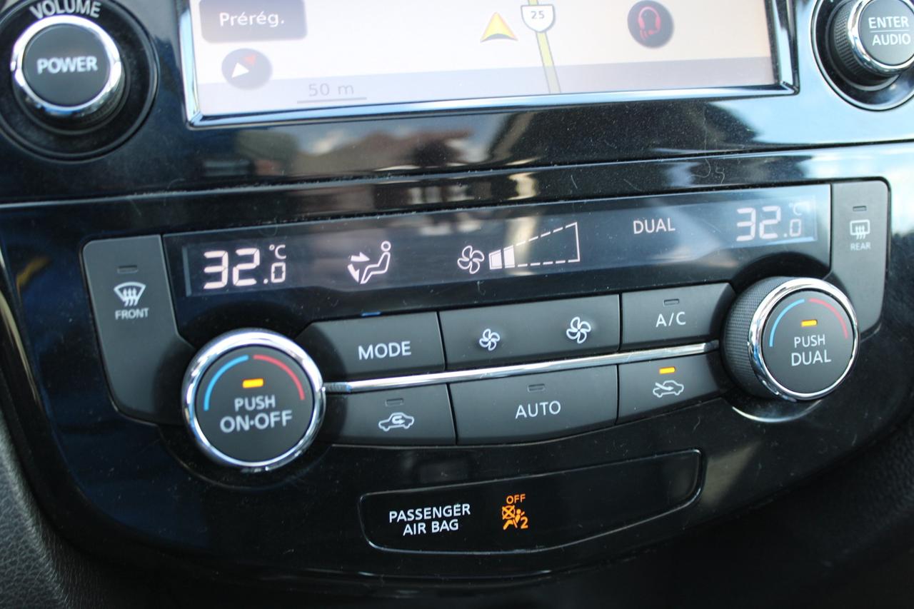 2017 Nissan Rogue SL AWD   ACCIDENT FREE   SAFETY INCLUDED Photo