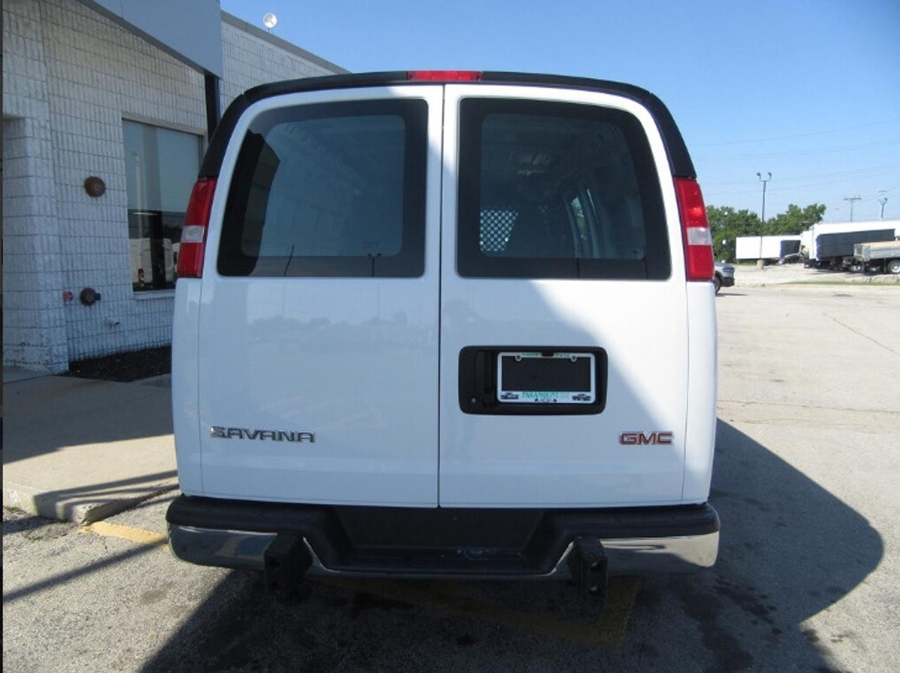 2023 GMC Savana CARGO VAN WITH EXTENDED WARRANTY Photo