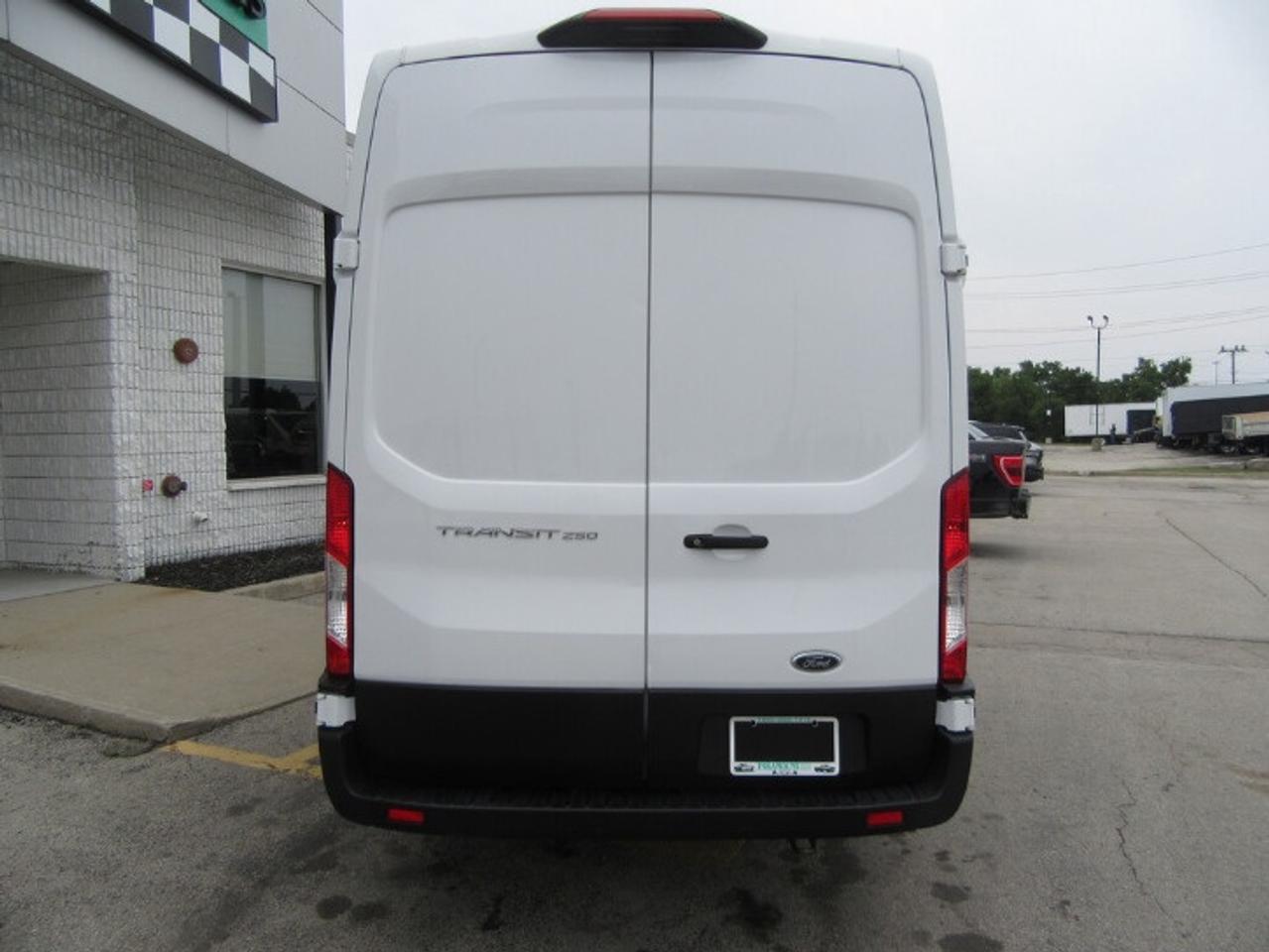 2023 Ford Transit Cargo Van HIGHROOF EXTRA LONG ALL WHEEL DRIVE Photo4