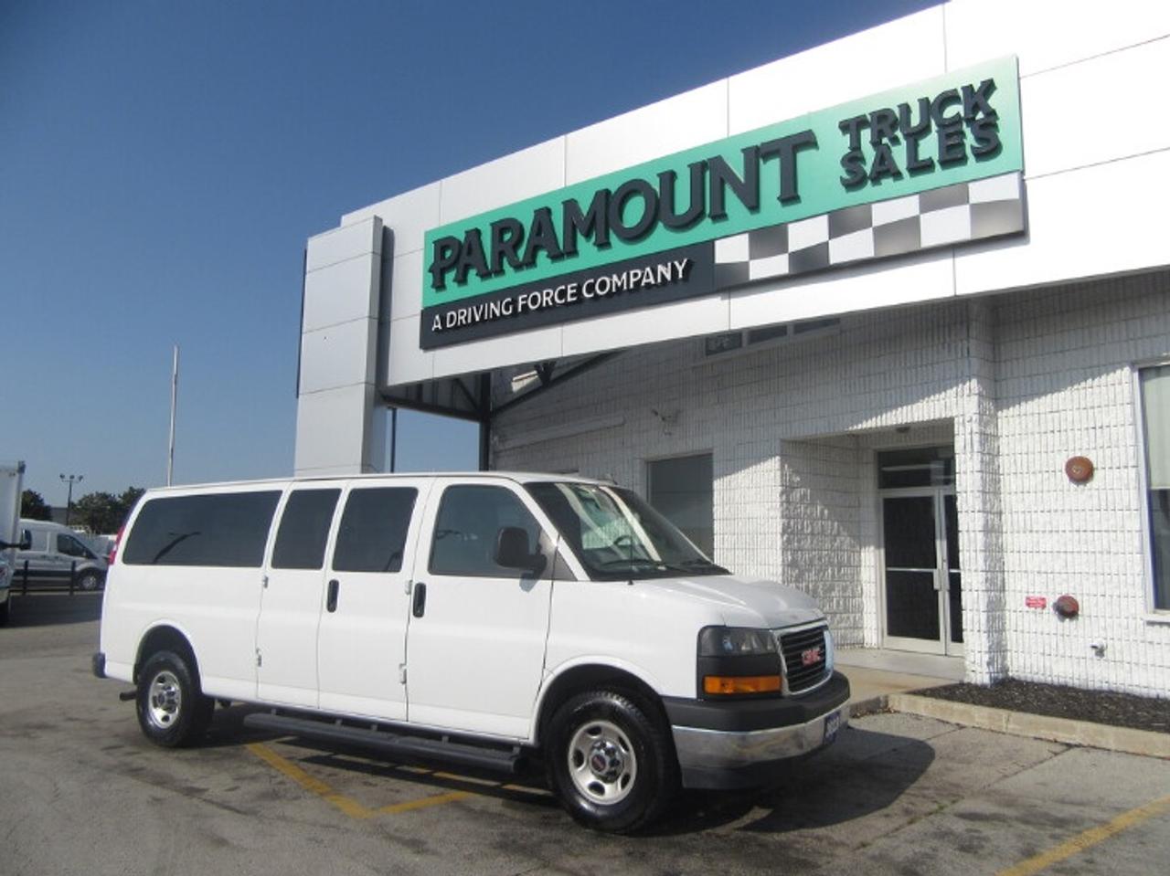 2023 GMC Savana Van Photo