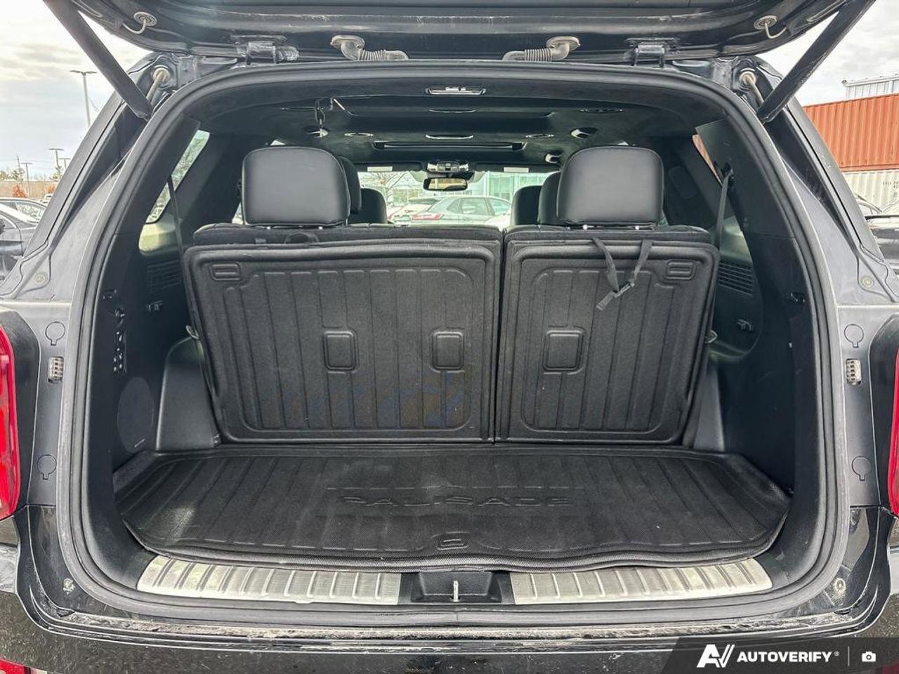 2020 Hyundai PALISADE Ultimate   7 Passenger   Navigation   Leather Seat Photo