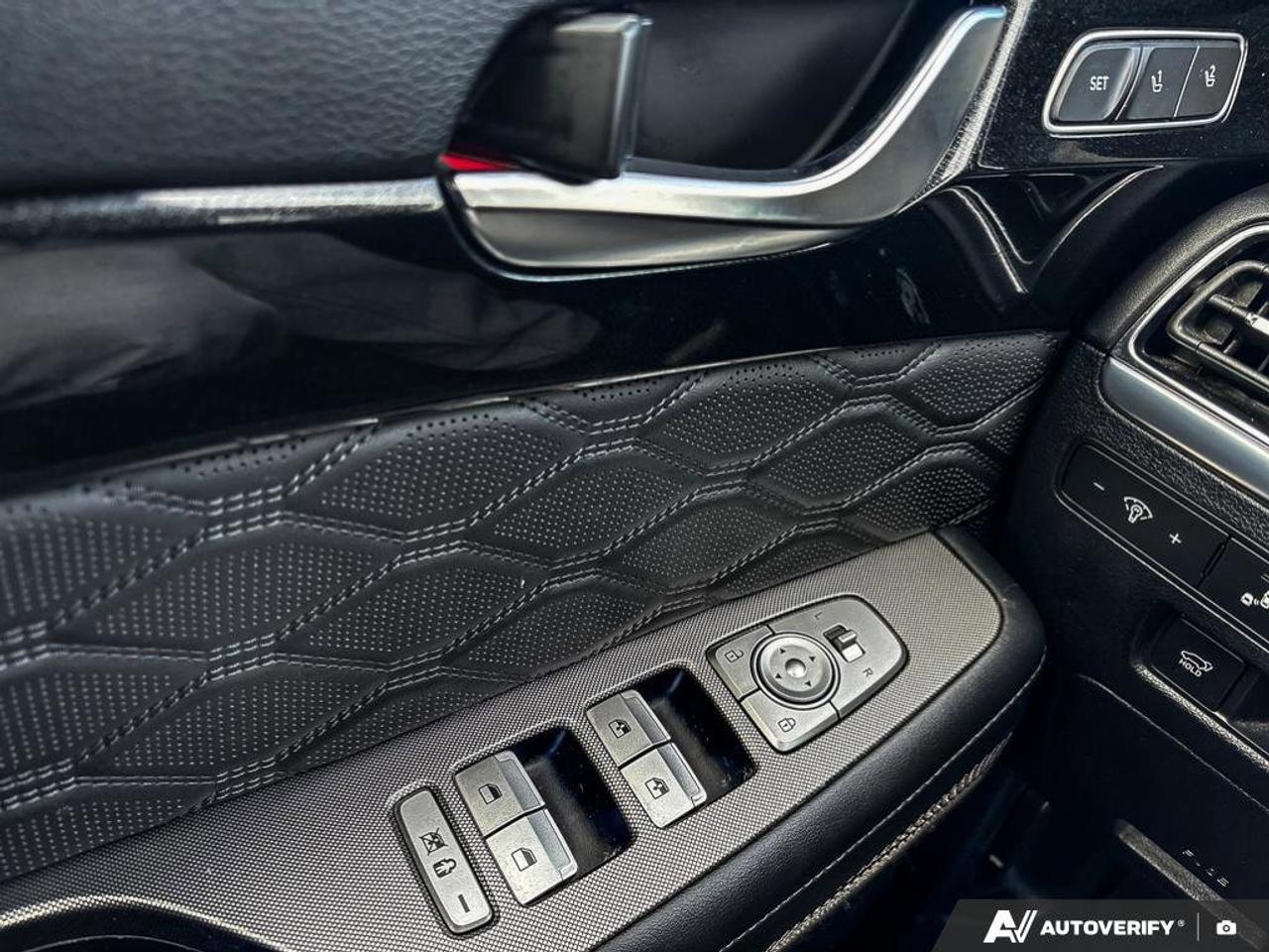2020 Hyundai PALISADE Ultimate   7 Passenger   Navigation   Leather Seat Photo