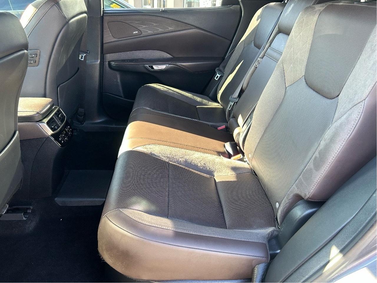 2024 Lexus RX RX 450h+ Auto   CLEAN CARFAX   ONE OWNER Photo