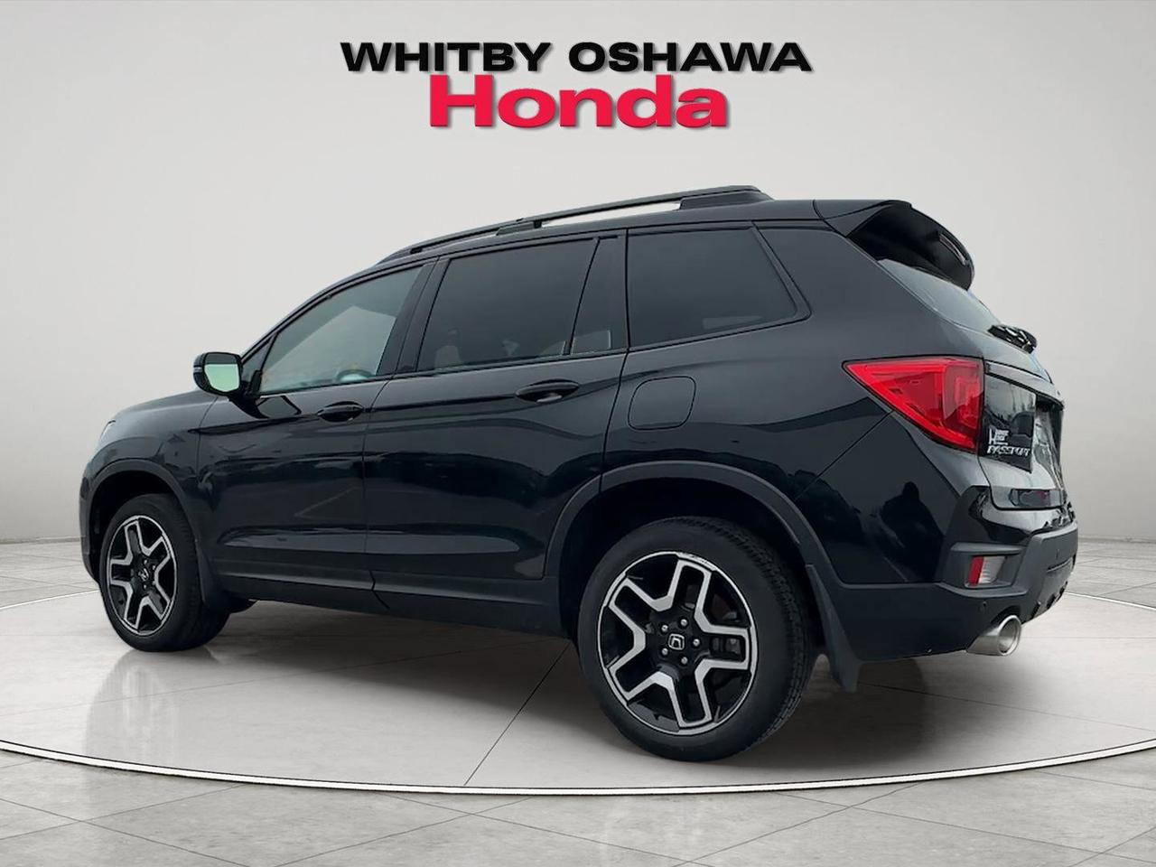 2023 Honda Passport Touring Photo2