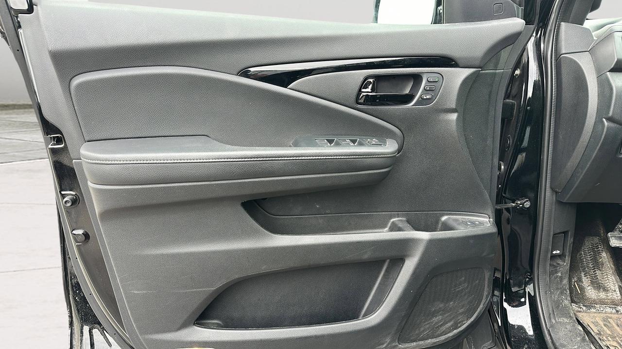 2023 Honda Passport Touring Photo