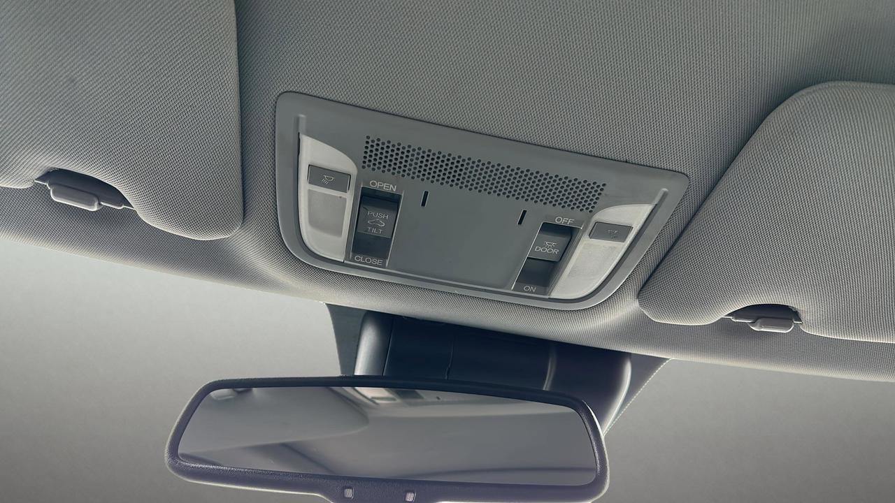 2017 Acura ILX Premium Package Photo