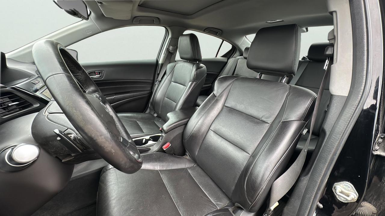 2017 Acura ILX Premium Package Photo