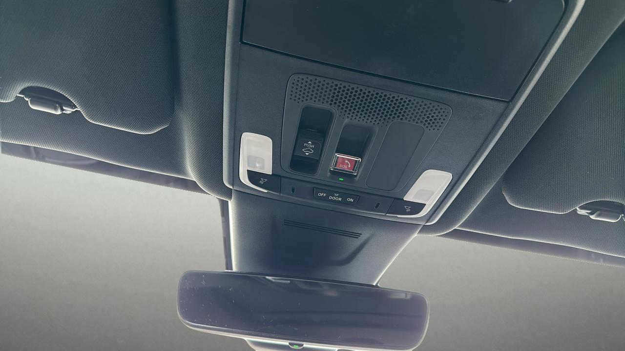 2026 Honda CR-V Hybrid Touring Photo