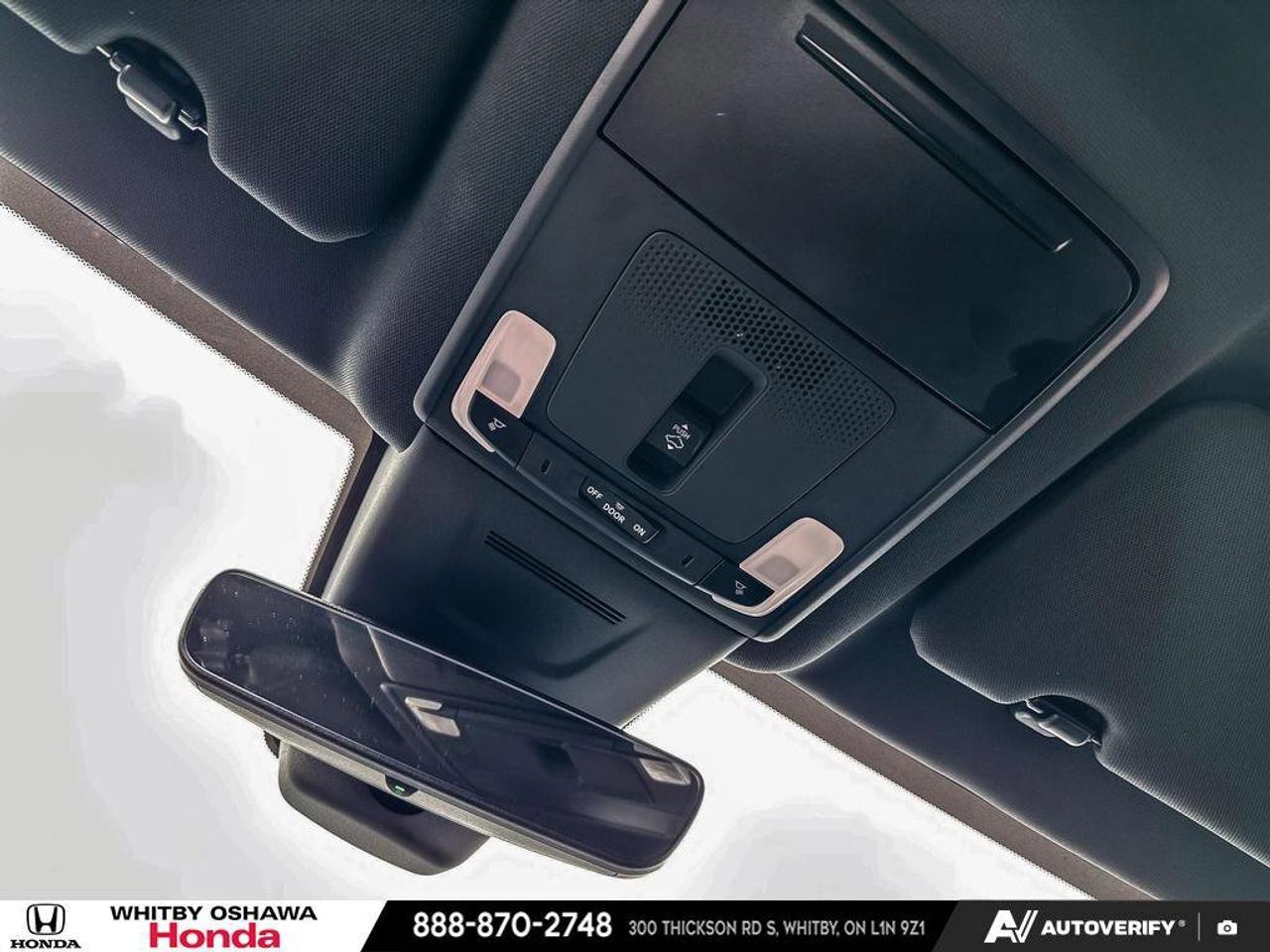2023 Honda CR-V Hybrid Touring Photo