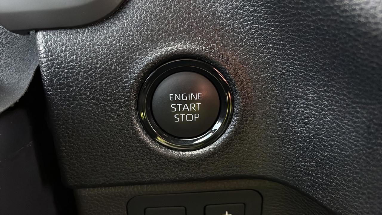 2025 Toyota Tundra SR Photo