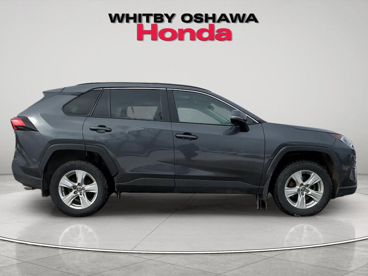 2021 Toyota RAV4 XLE Photo