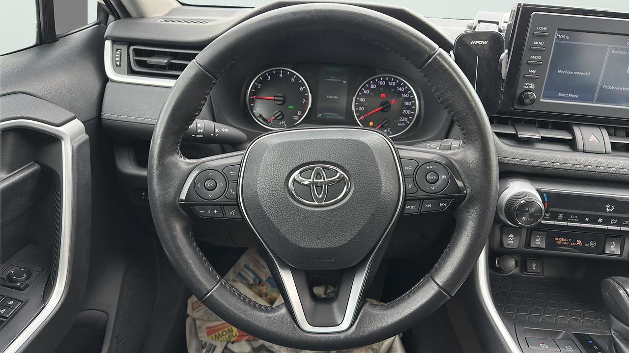 2021 Toyota RAV4 XLE Photo