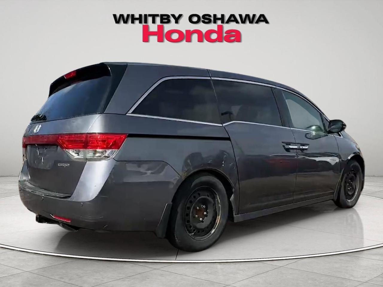 2014 Honda Odyssey Touring Photo