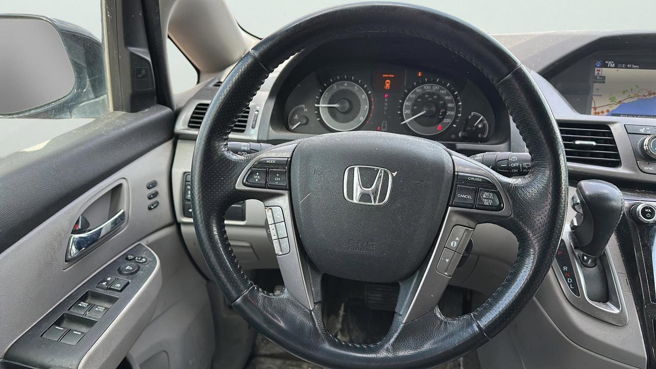 2014 Honda Odyssey Touring Photo