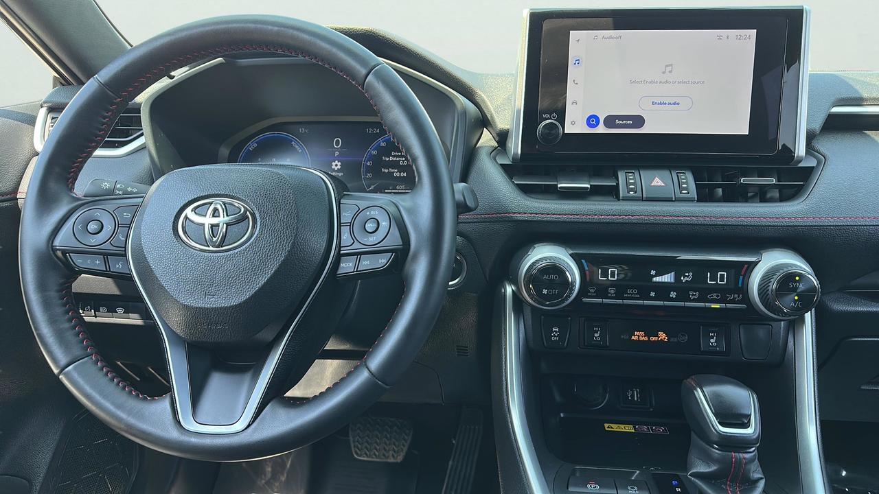 2024 Toyota RAV4 Prime XSE Photo