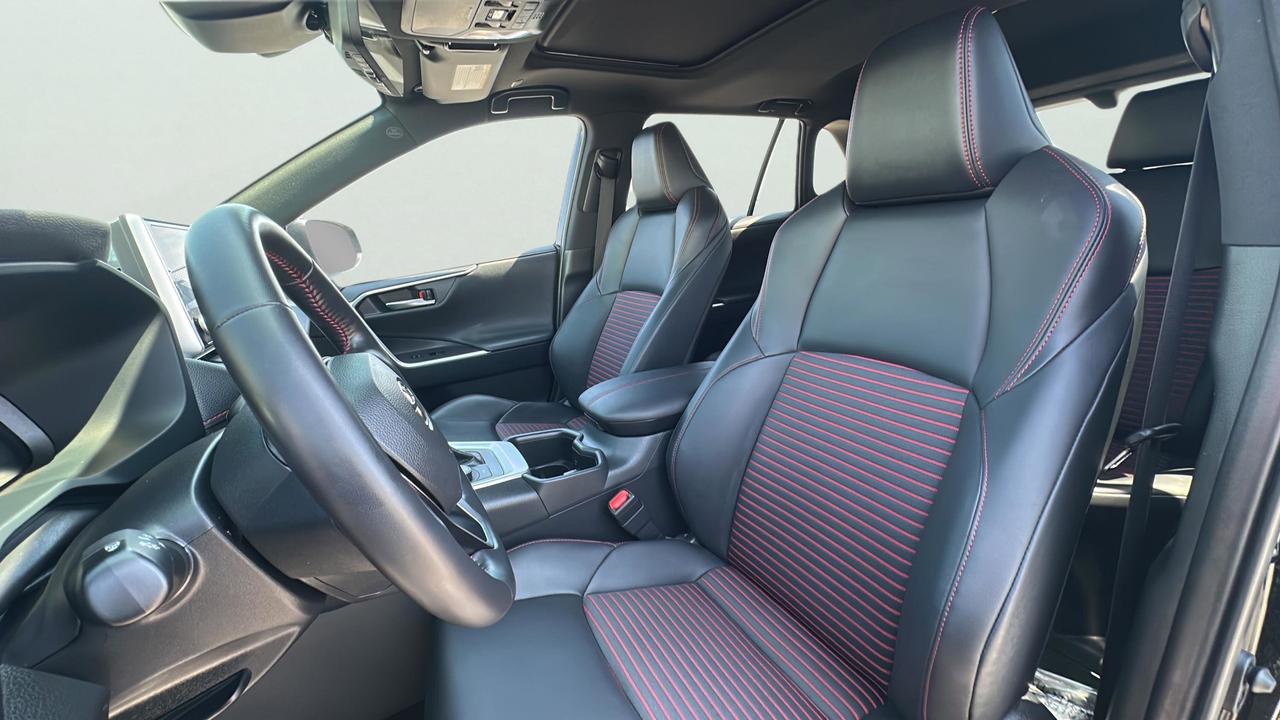 2024 Toyota RAV4 Prime XSE Photo