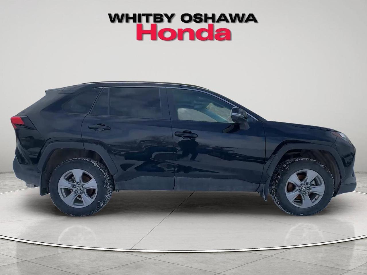 2025 Toyota RAV4 XLE Photo