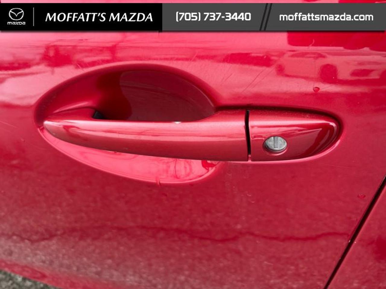 2015 Mazda MAZDA3 GS Photo