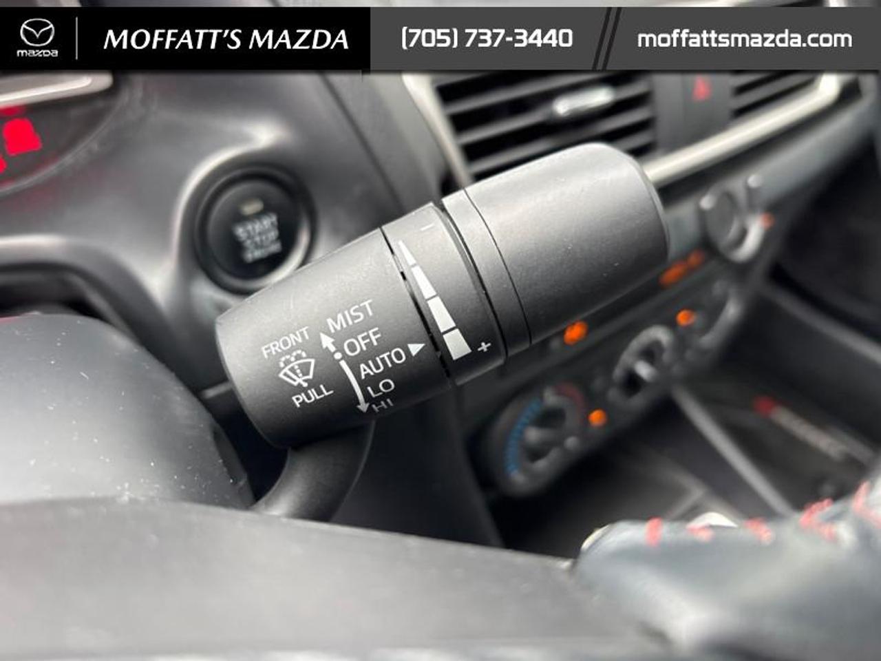 2015 Mazda MAZDA3 GS Photo