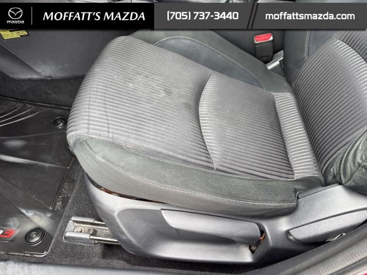 2015 Mazda MAZDA3 GS Photo