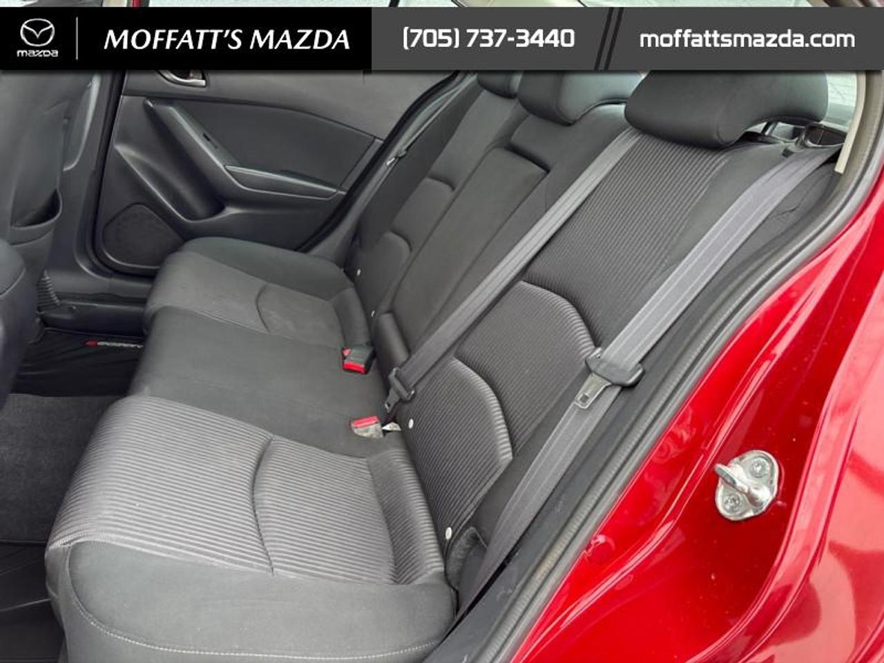 2015 Mazda MAZDA3 GS Photo