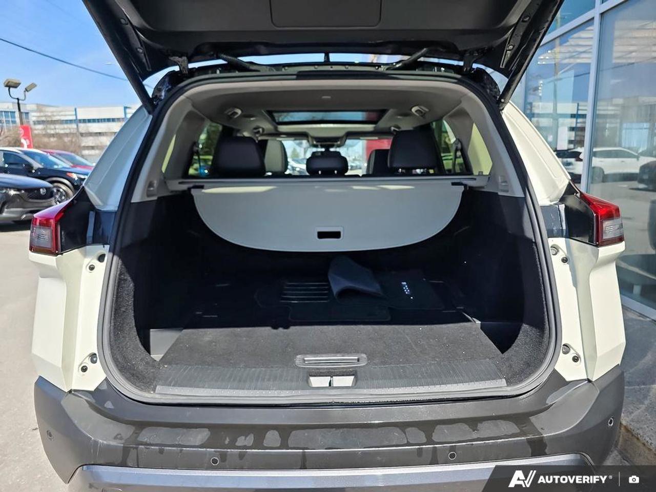 2023 Nissan Rogue SL AWD | Leather | Pro-Pilot | Android Auto | Photo