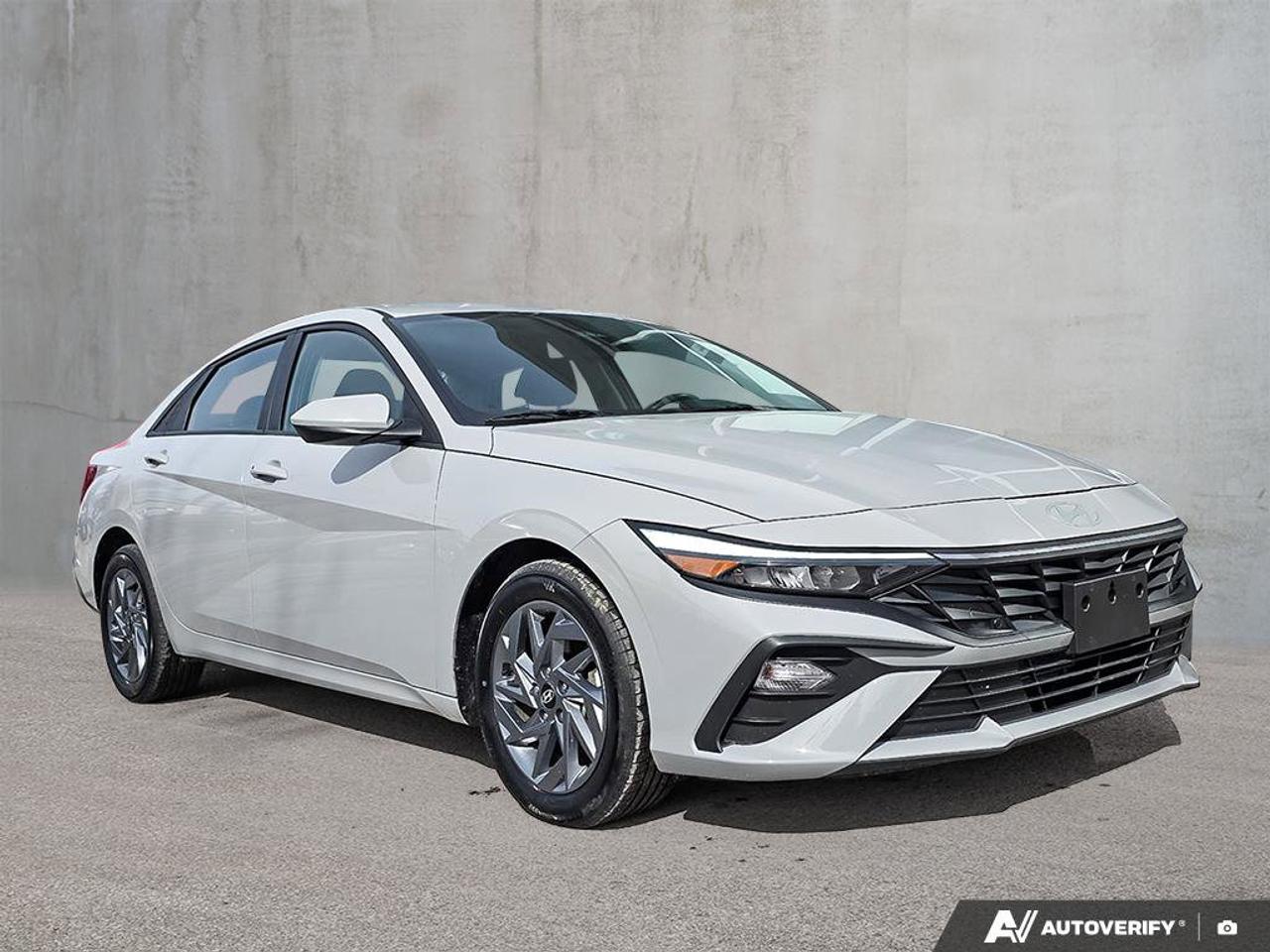 2024 Hyundai Elantra Preferred | Apple Car Play | Android Auto | Remote Engine Start | Photo