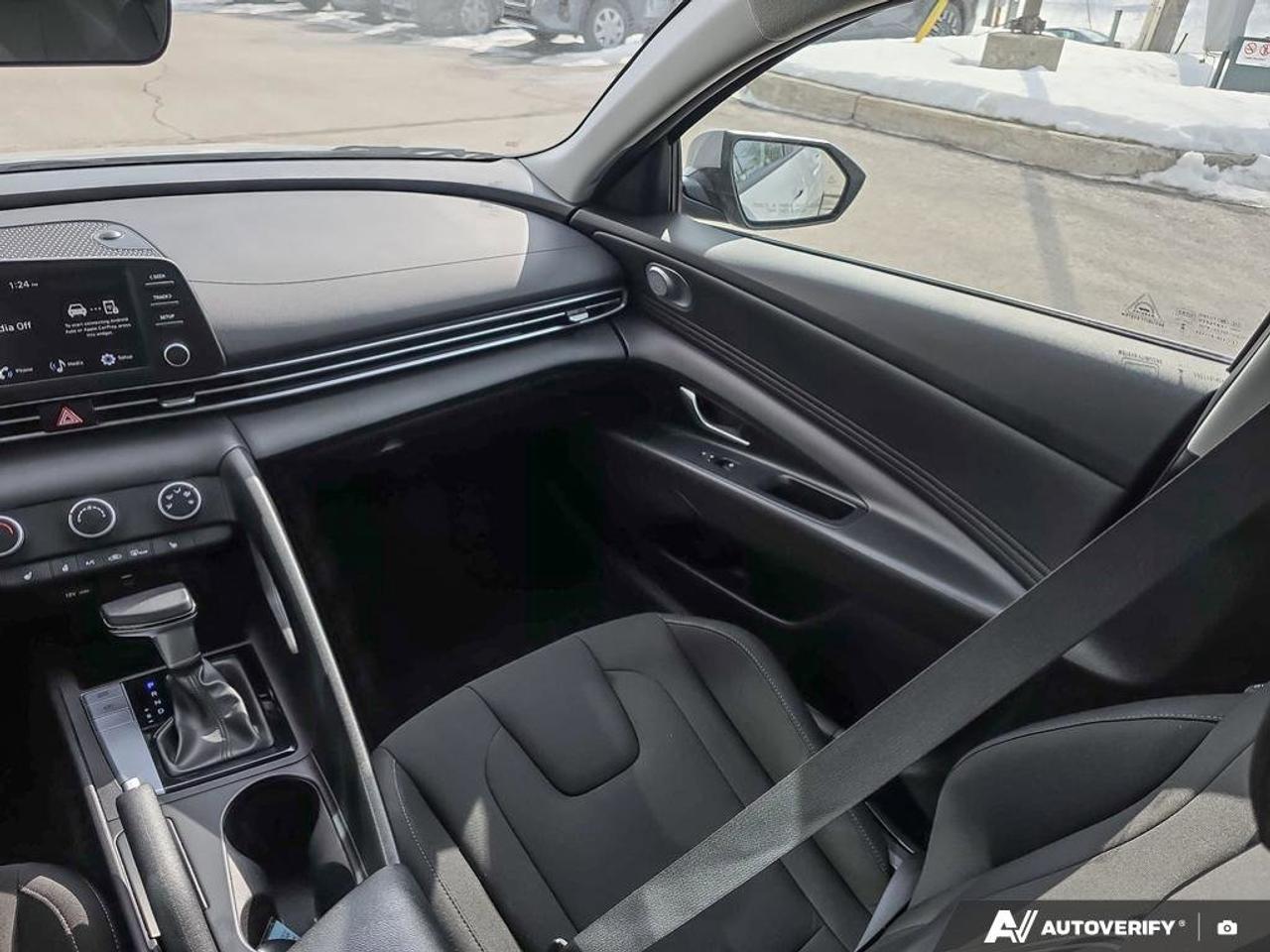 2024 Hyundai Elantra Preferred | Apple Car Play | Android Auto | Remote Engine Start | Photo