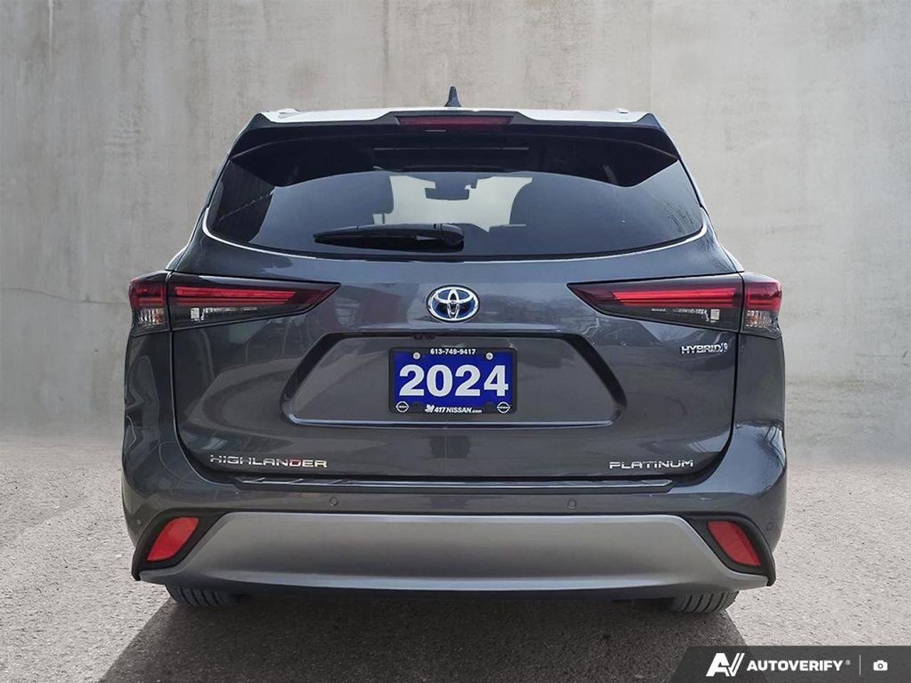2024 Toyota Highlander Hybrid Limited AWD | Wireless Apple Car Play | 360 View Cameras | Photo