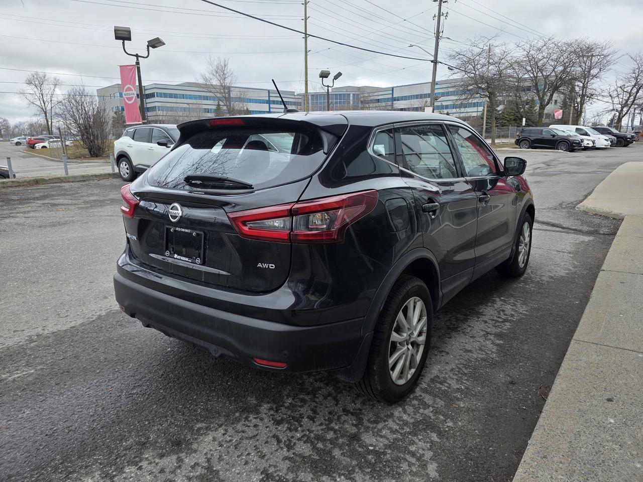 2021 Nissan Qashqai S Photo3