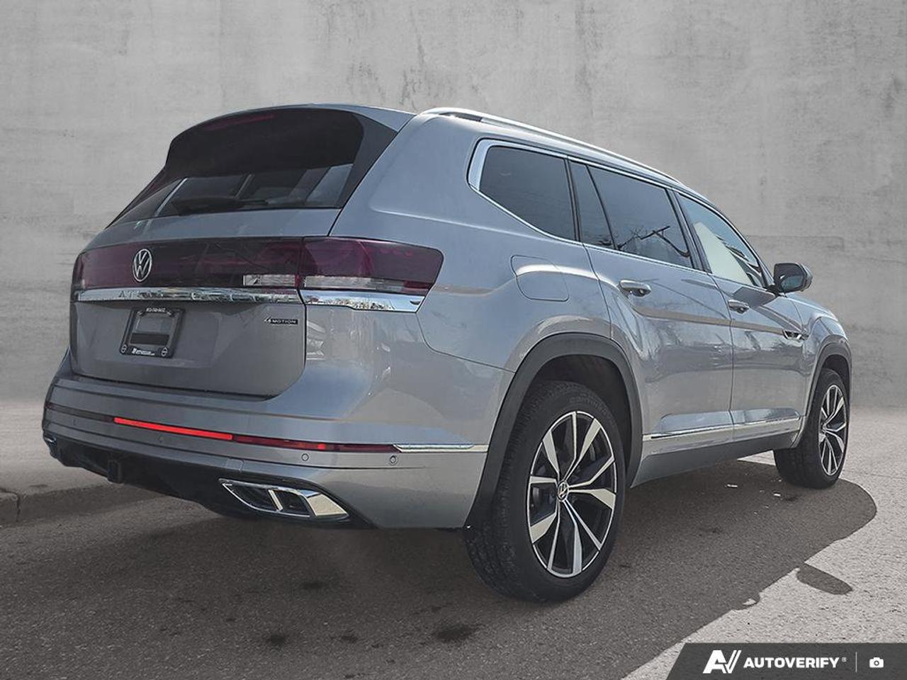2025 Volkswagen Atlas Execline | Wireless Apple Car Play | Android Auto | Photo