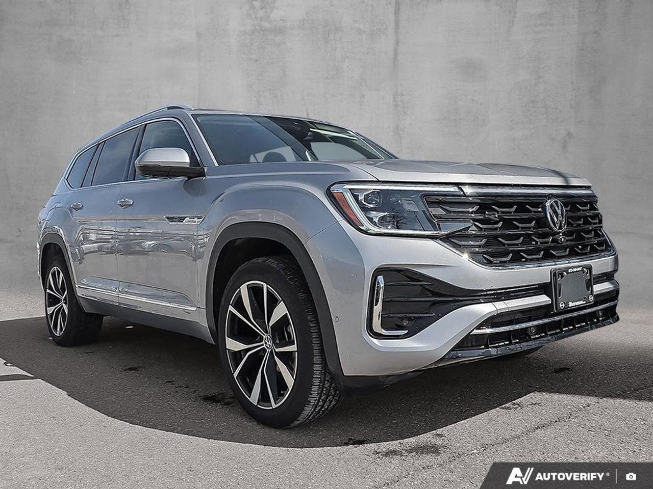2025 Volkswagen Atlas Execline | Wireless Apple Car Play | Android Auto | Photo