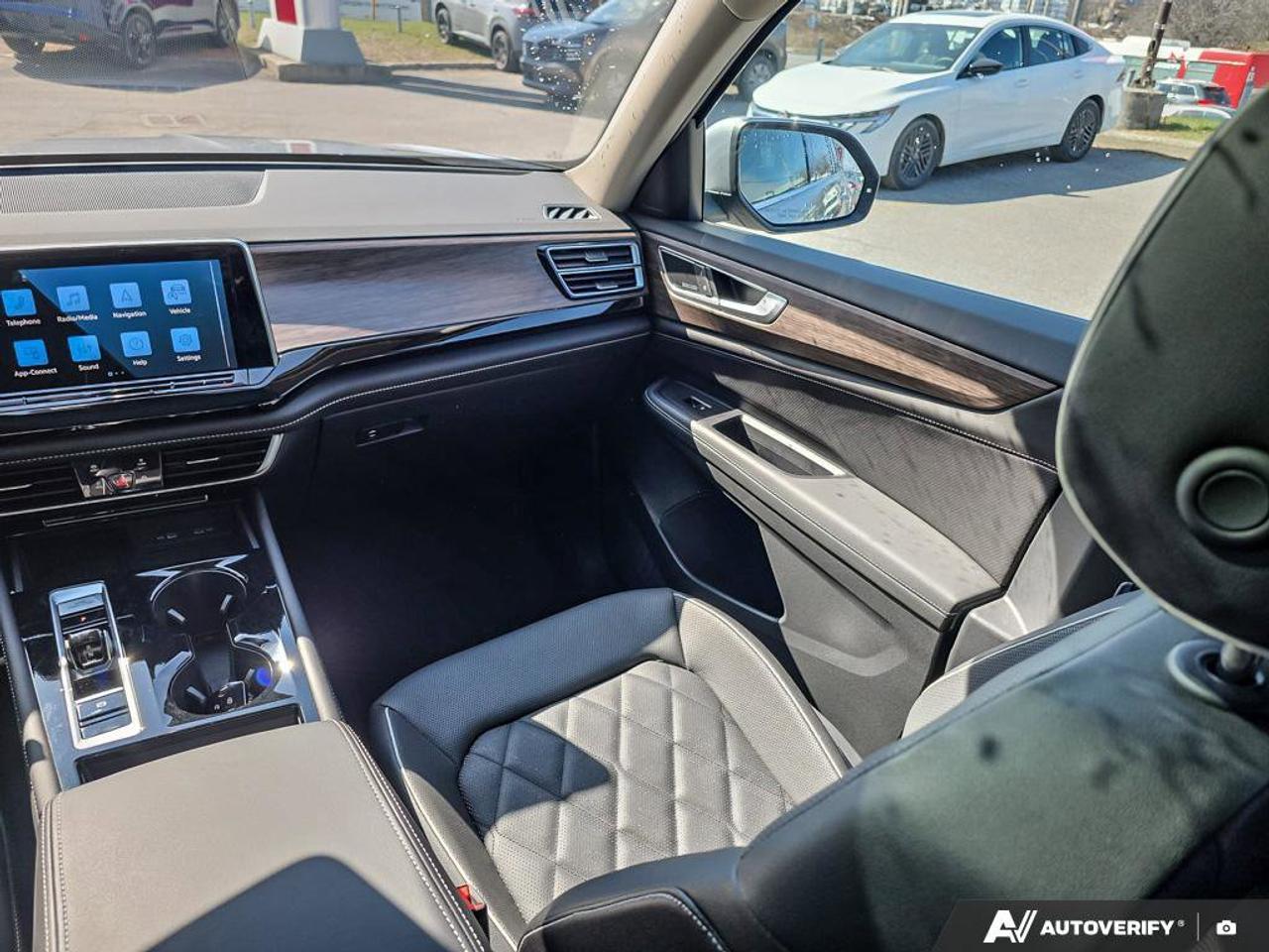2025 Volkswagen Atlas Execline | Wireless Apple Car Play | Android Auto | Photo