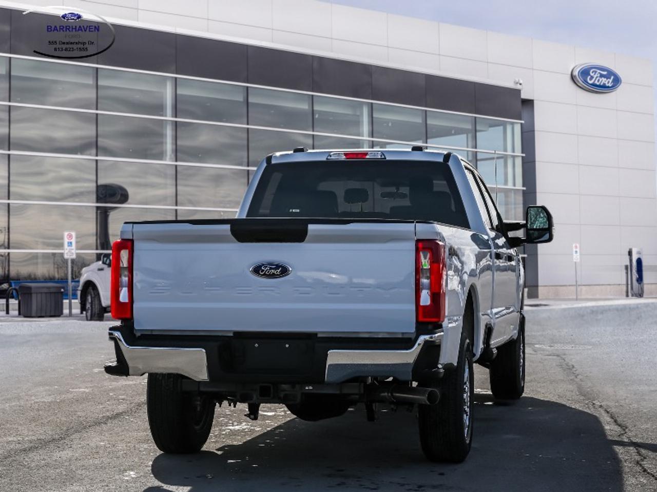 2026 Ford F-350 Super Duty SRW XLT Photo2