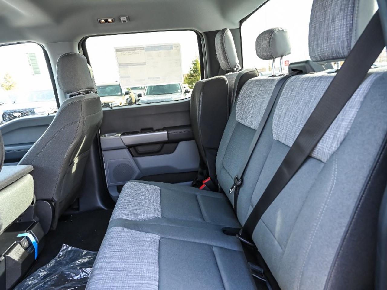 2026 Ford F-350 Super Duty SRW XLT Photo