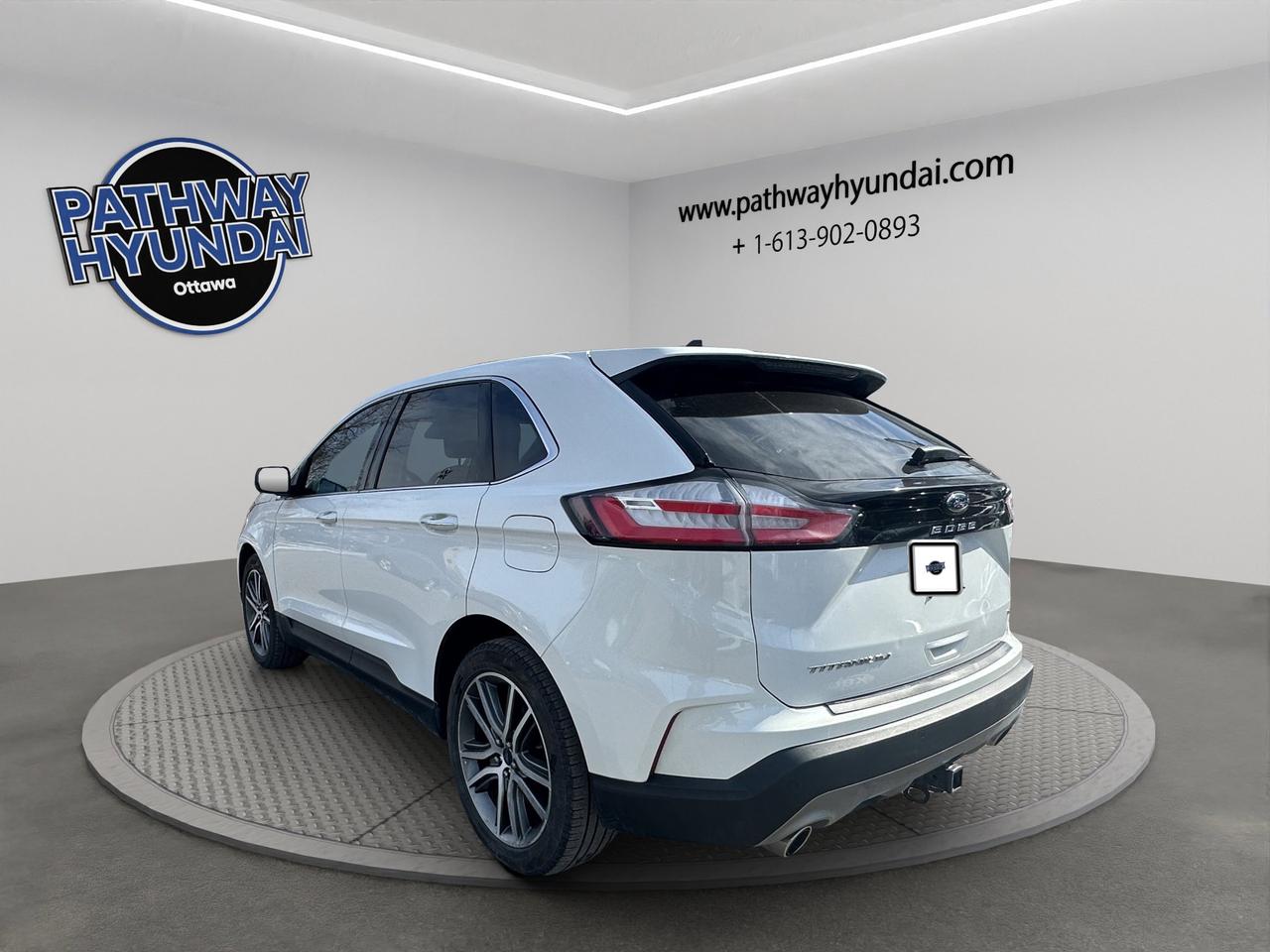 2023 Ford Edge Titanium | Reverse Cam | Heated Seats Photo