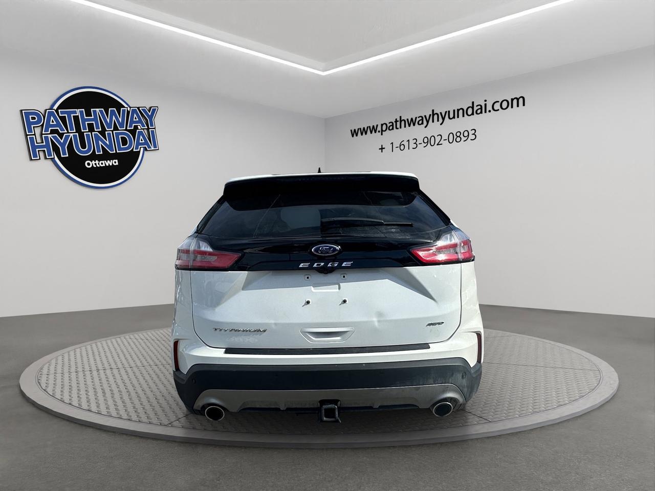 2023 Ford Edge Titanium | Reverse Cam | Heated Seats Photo4