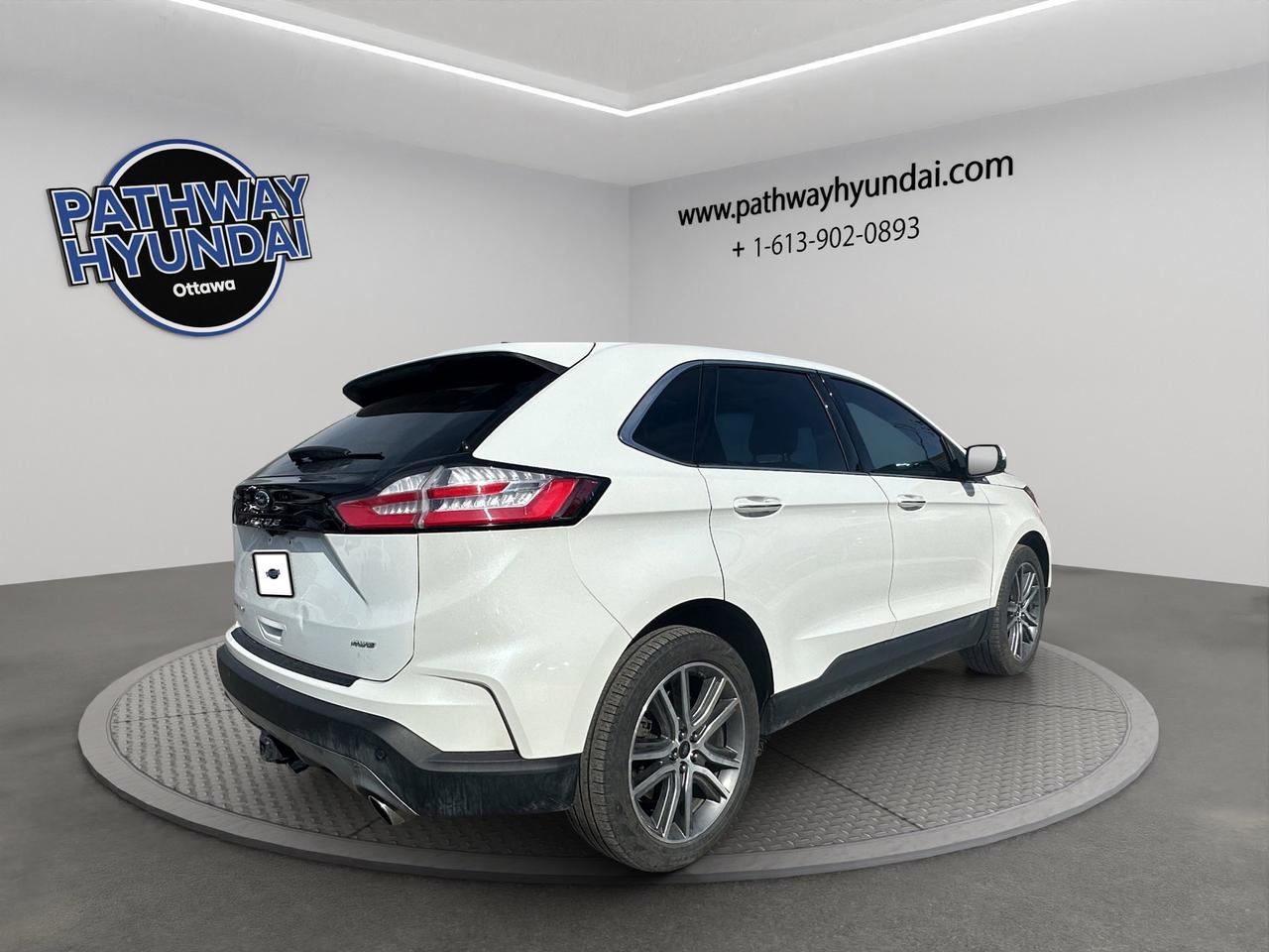 2023 Ford Edge Titanium | Reverse Cam | Heated Seats Photo