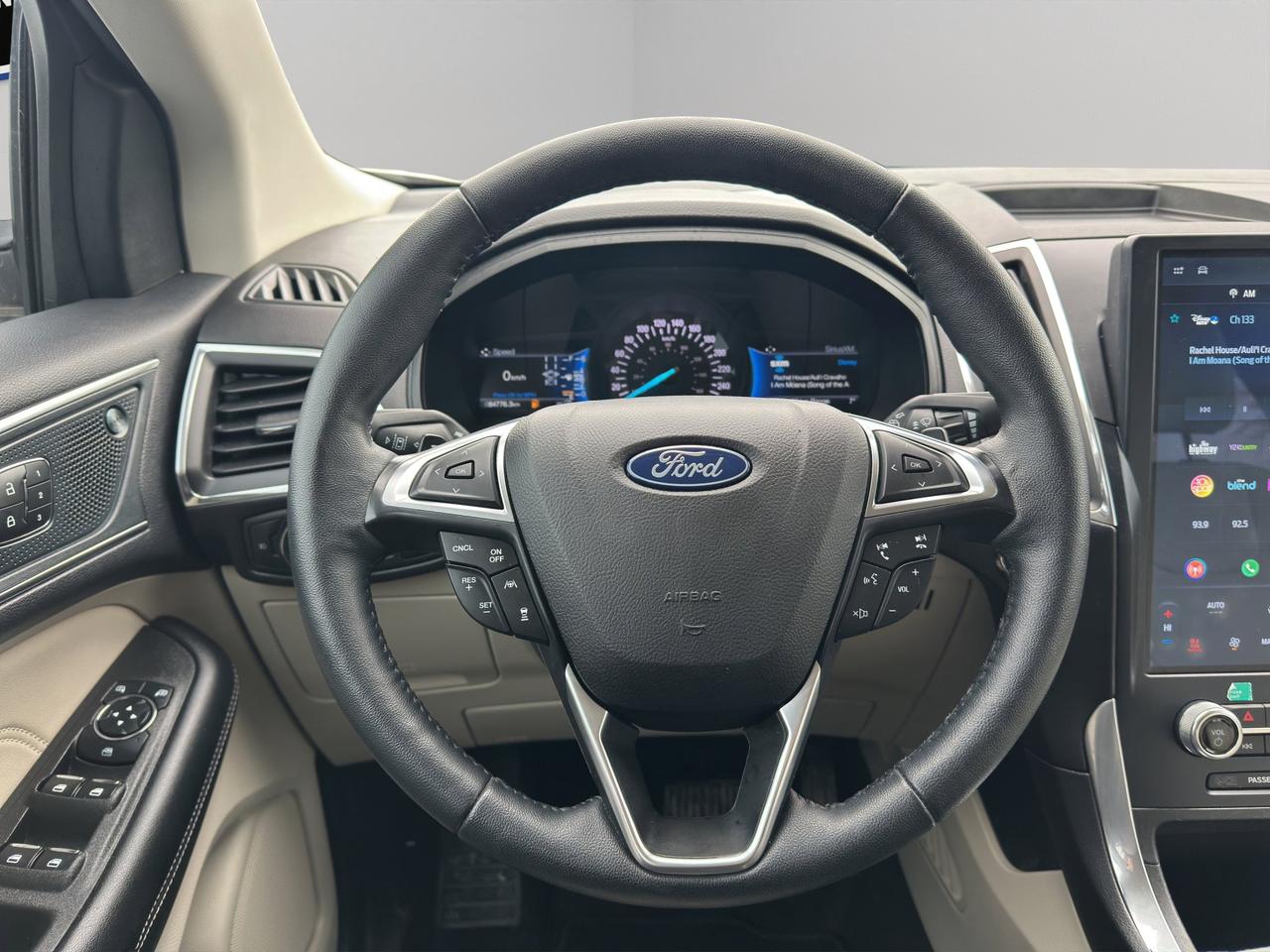 2023 Ford Edge Titanium | Reverse Cam | Heated Seats Photo