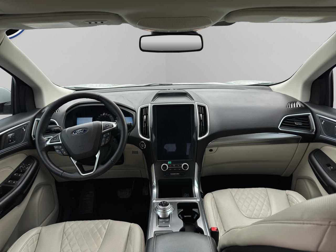2023 Ford Edge Titanium | Reverse Cam | Heated Seats Photo