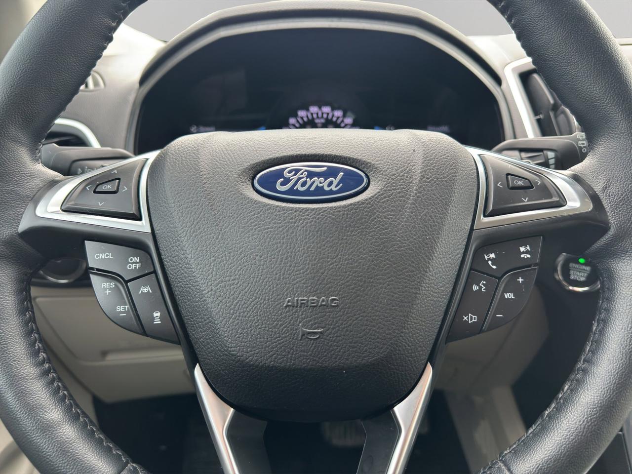 2023 Ford Edge Titanium | Reverse Cam | Heated Seats Photo