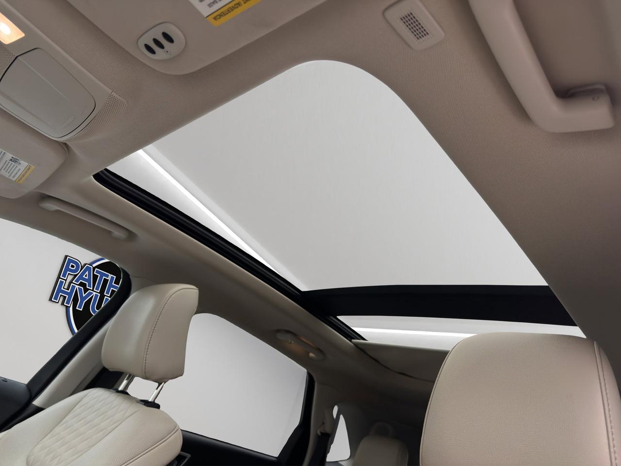 2023 Ford Edge Titanium | Reverse Cam | Heated Seats Photo