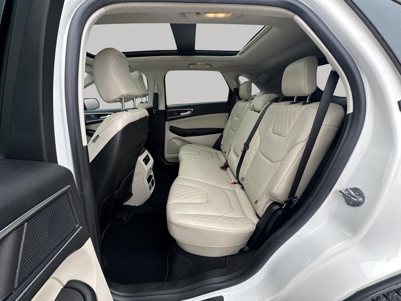 2023 Ford Edge Titanium | Reverse Cam | Heated Seats Photo