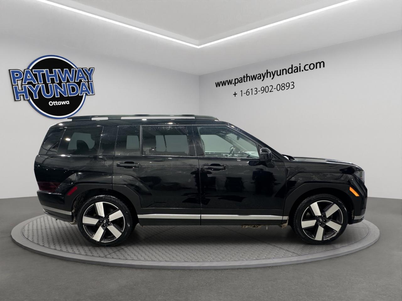 2024 Hyundai Santa Fe Hybrid Preferred | Reverse Cam | Heated Seats Photo