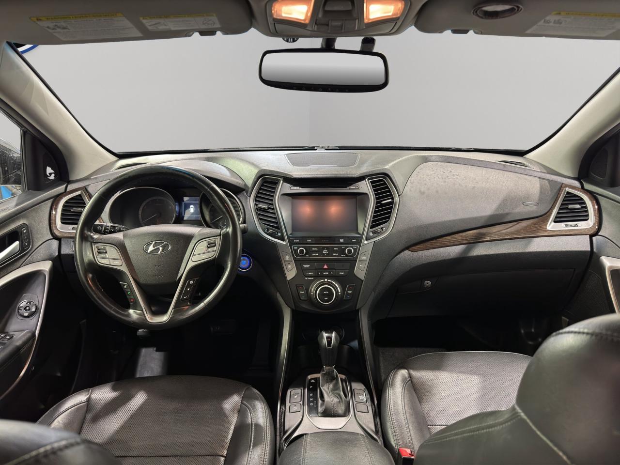 2017 Hyundai Santa Fe Sport Luxury Photo