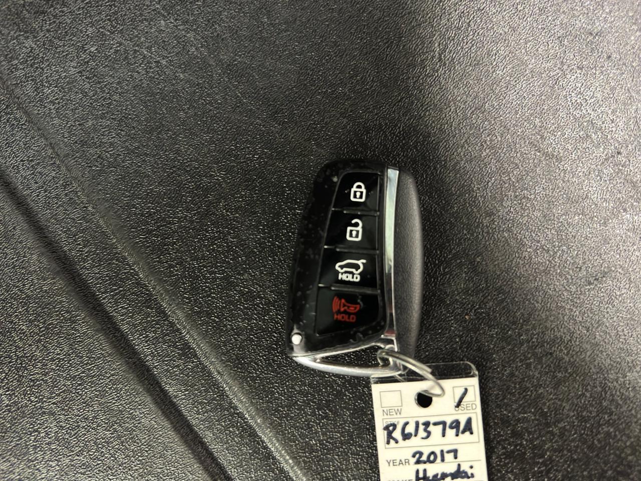 2017 Hyundai Santa Fe Sport Luxury Photo